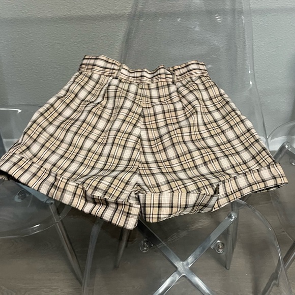 Fashion Nova Tan and Black High Waist Shorts - Picture 2 of 3